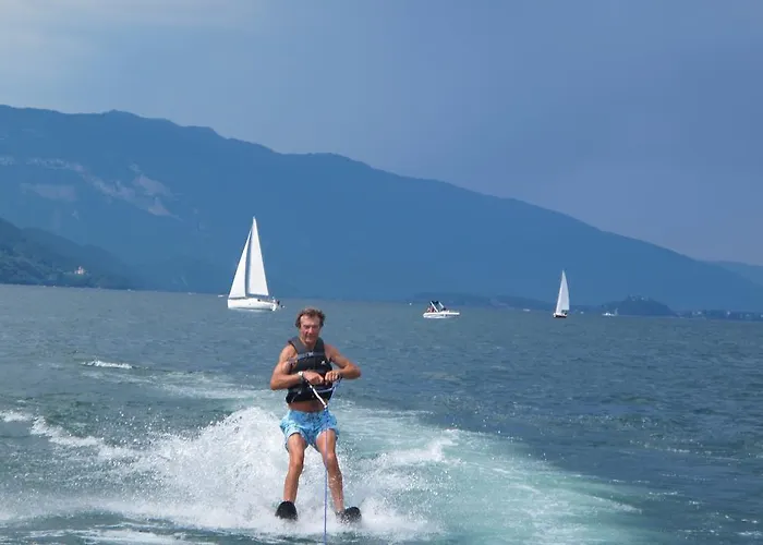 アパート Charmete