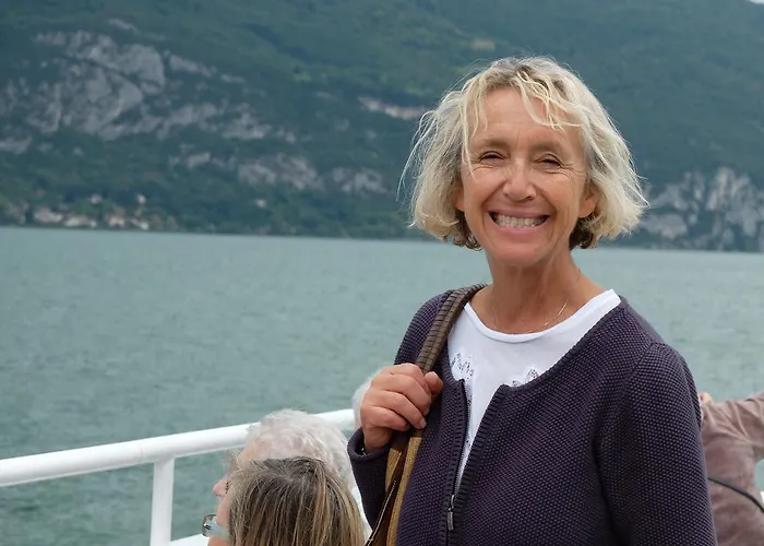 アパート Charmete