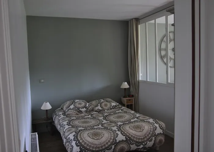 Charmete エクスレバン